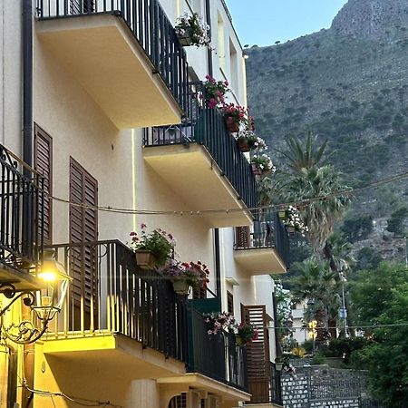 Badia Rooms & Breakfast Castellammare del Golfo Kültér fotó