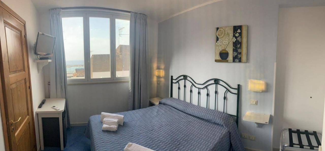 Badia Rooms & Breakfast Castellammare del Golfo Kültér fotó