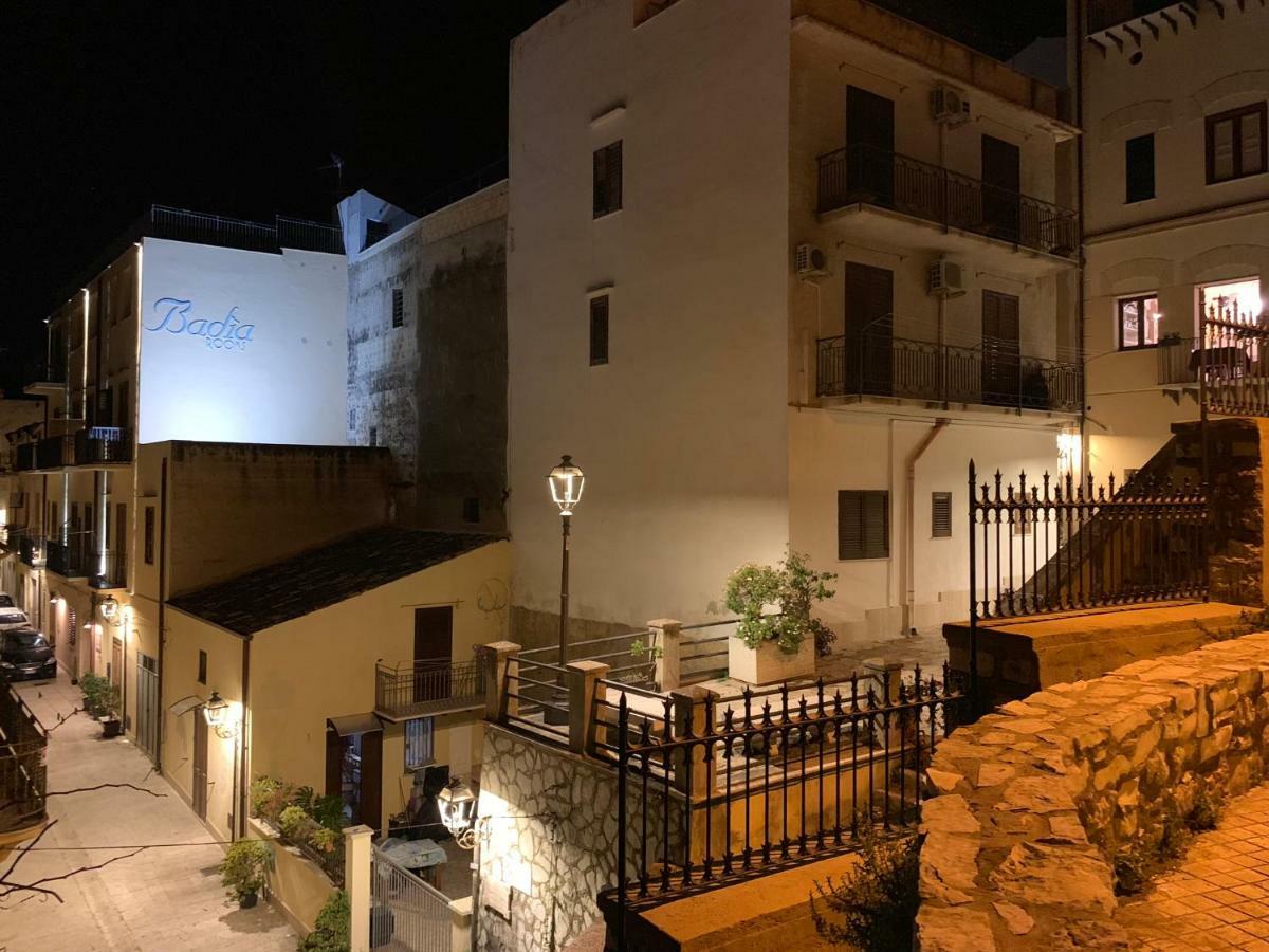 Badia Rooms & Breakfast Castellammare del Golfo Kültér fotó
